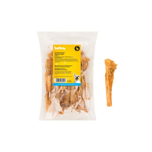 De konijnensticks bestaan uit konijnenhuid in reepjes versneden van 15cm. Een 100% natuurlijke snack geschikt voor alle middelgrote hondenrassen.